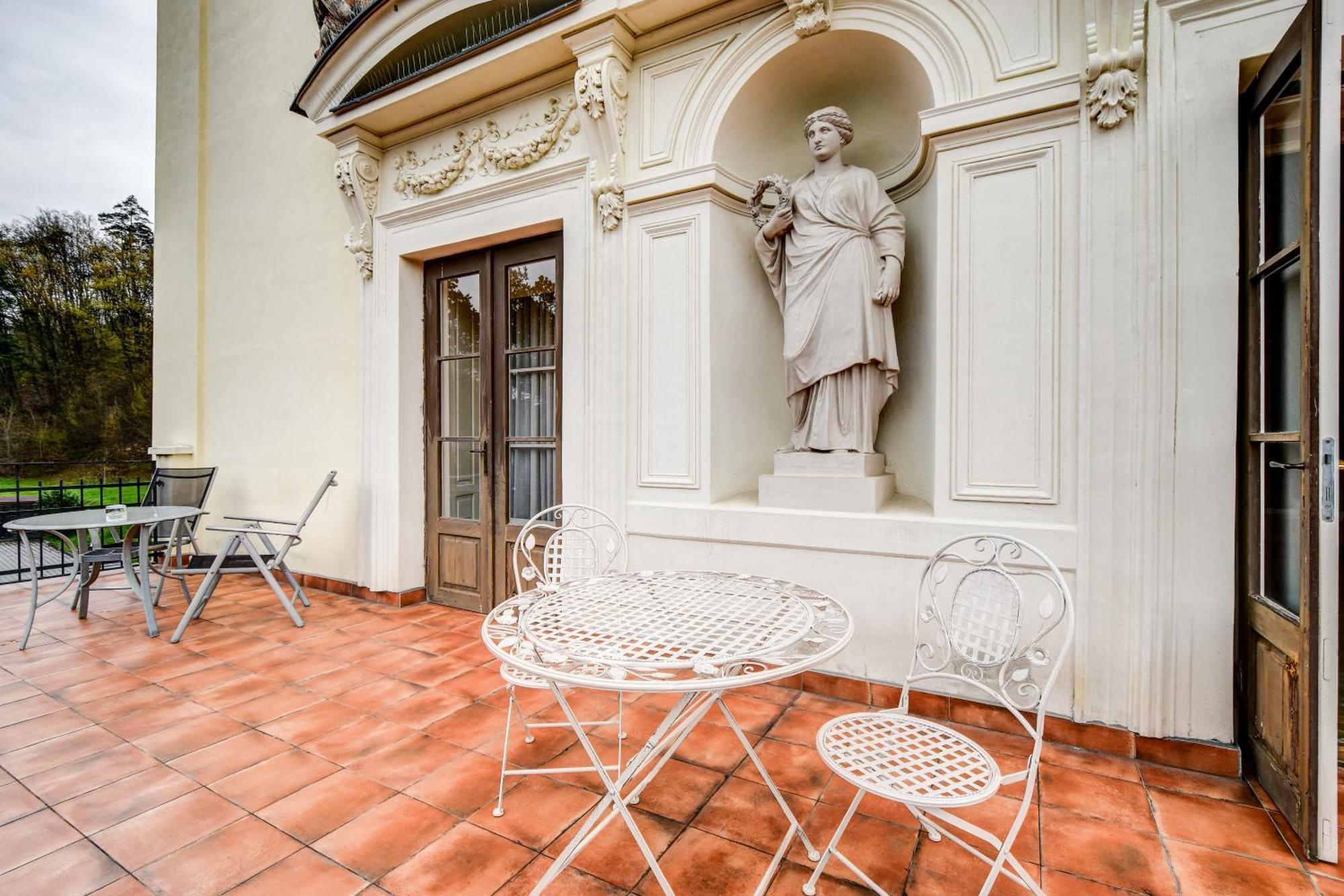 Zámek Křtiny Hotel Kültér fotó