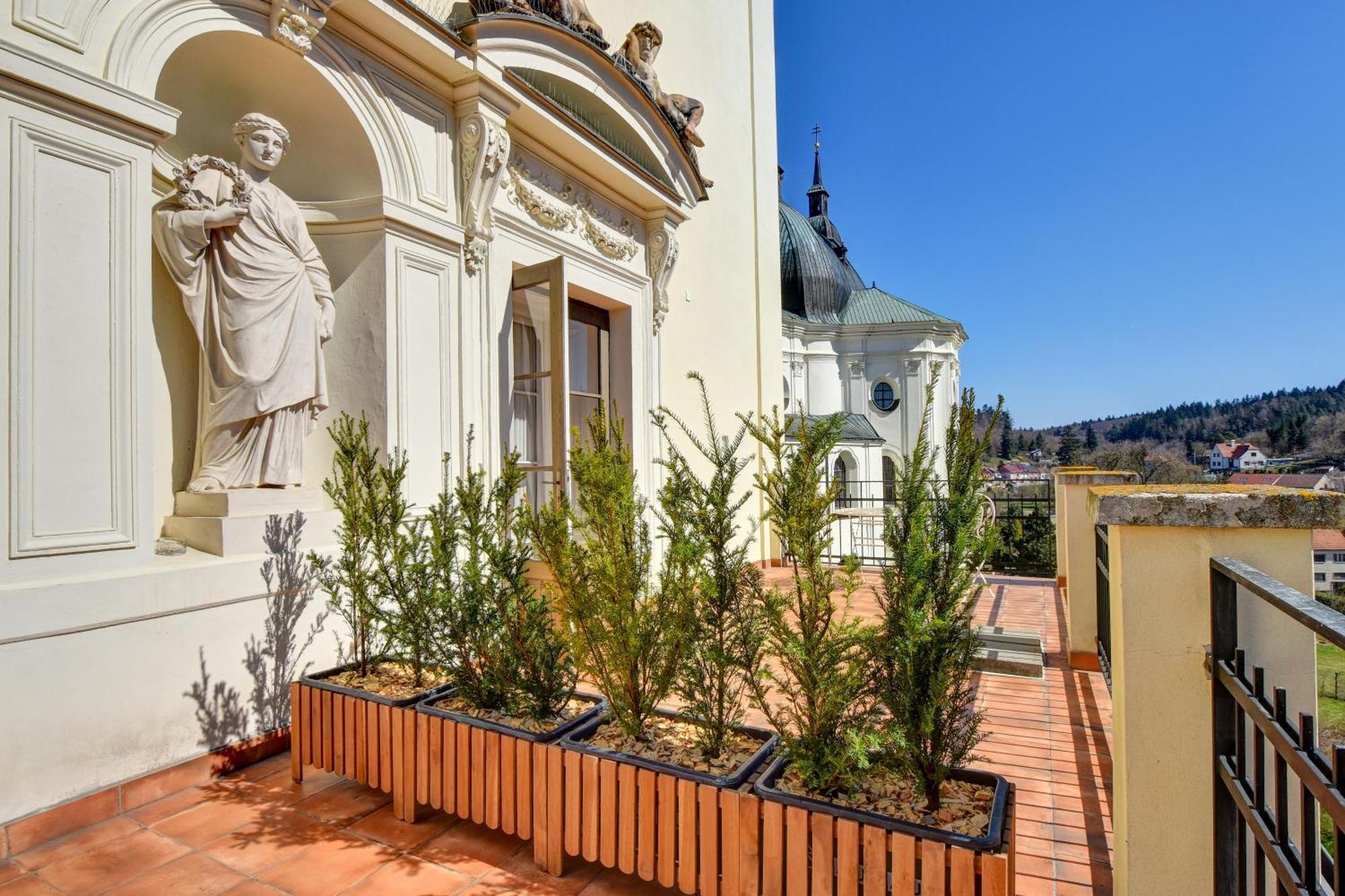 Zámek Křtiny Hotel Kültér fotó