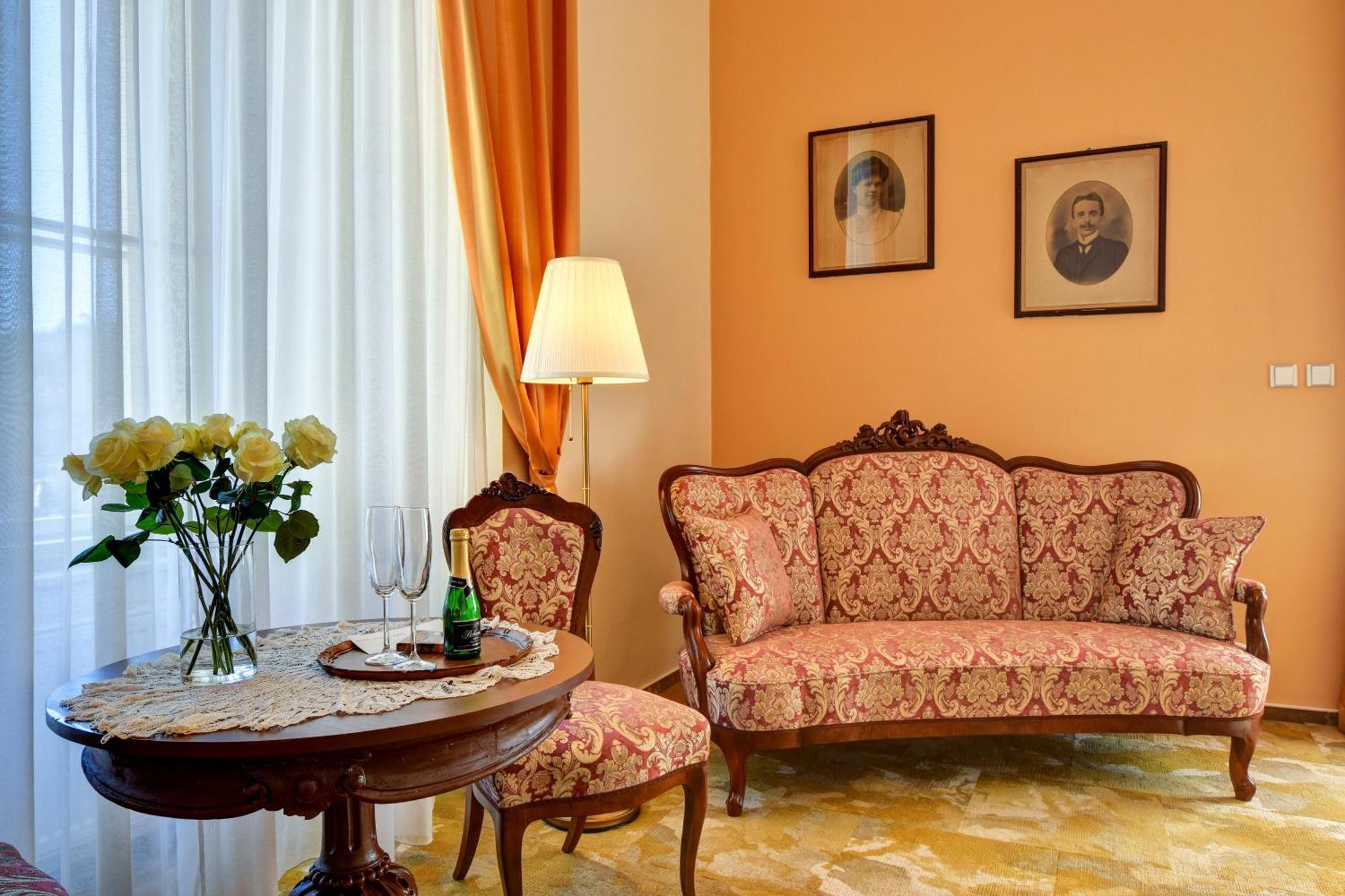 Zámek Křtiny Hotel Kültér fotó