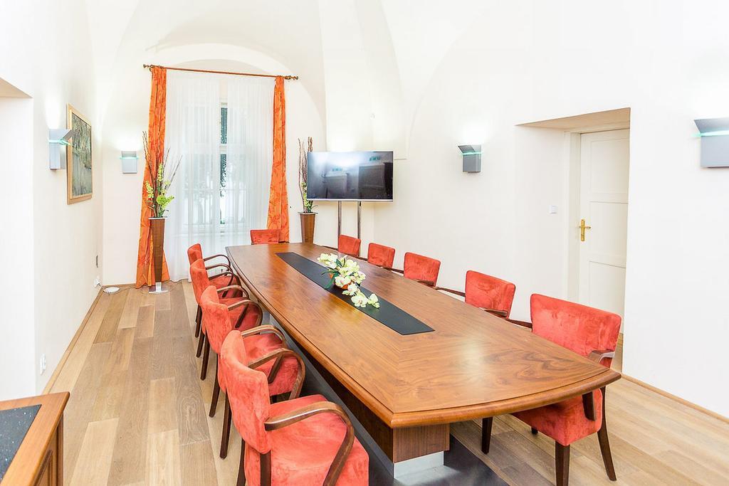 Zámek Křtiny Hotel Kültér fotó