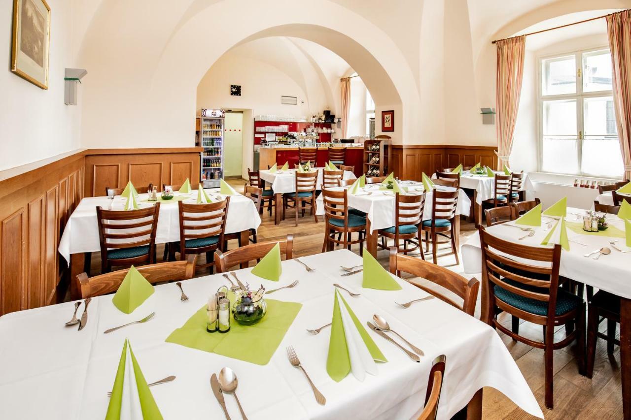 Zámek Křtiny Hotel Kültér fotó